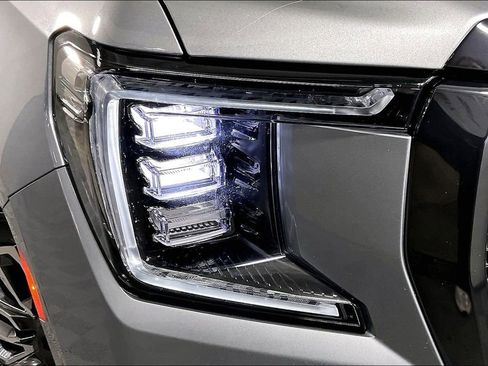 Used 2024 GMC Yukon XL Denali Ultimate image 42