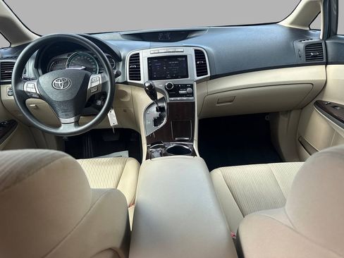 Used 2011 Toyota Venza FWD image 21
