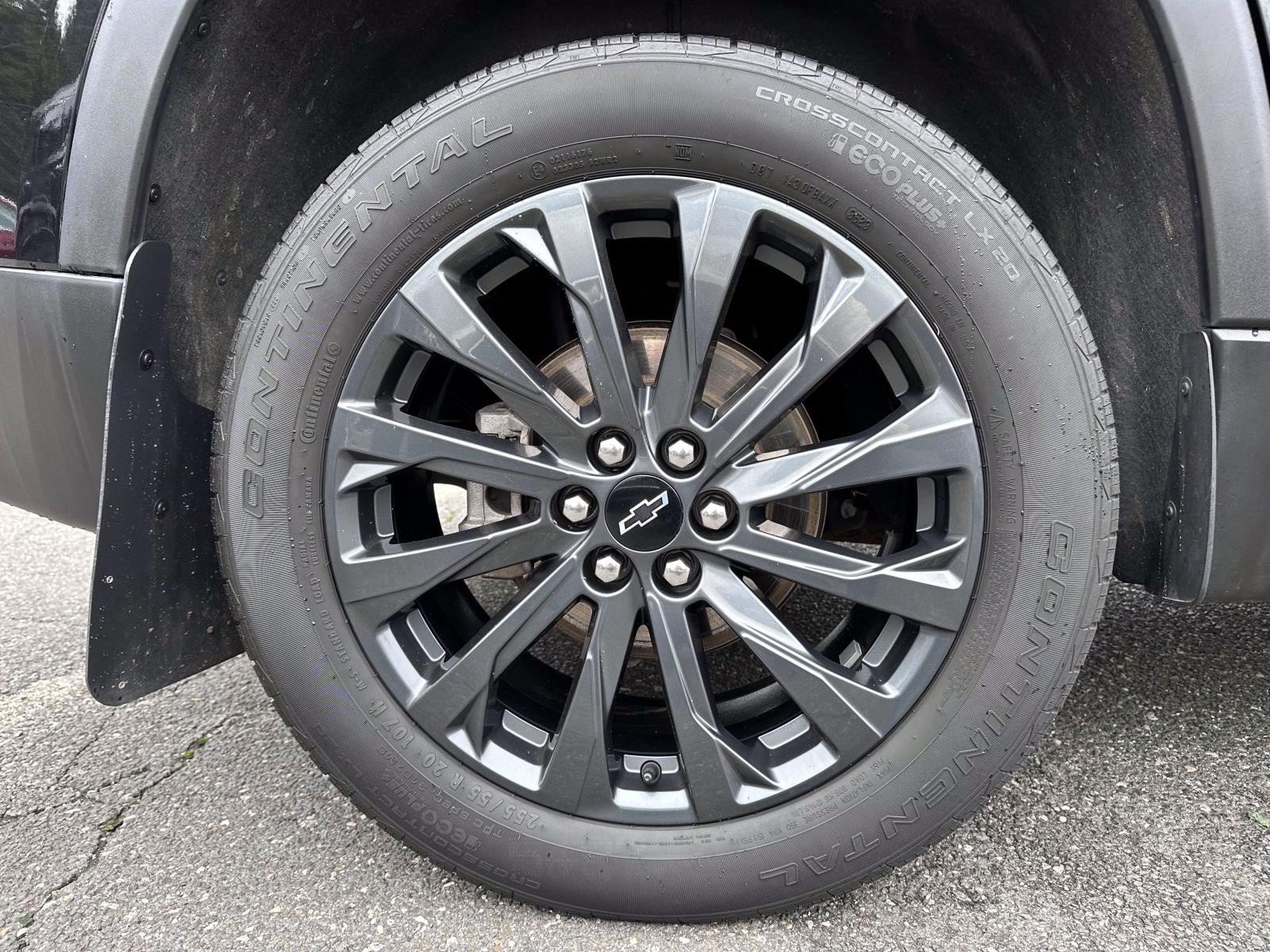 Used 2023 Chevrolet Traverse RS AWD/4WD image 6