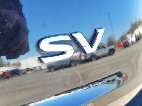 Used 2023 Nissan Rogue SV image 16