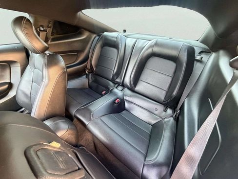 Used 2017 Ford Mustang GT Premium RWD image 19