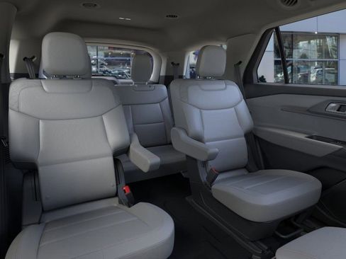 New 2026 Ford Explorer Active w/ Active Comfort Package image 11