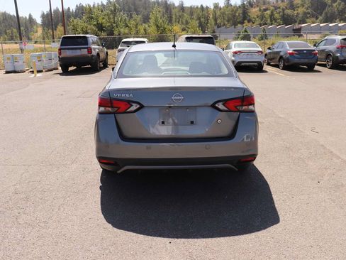 Used 2023 Nissan Versa S w/ Trunk Package FWD image 6