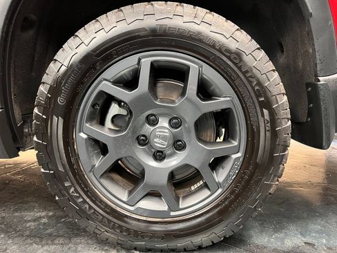 Used 2025 Honda Pilot TrailSport image 32