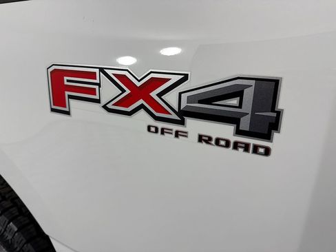 Used 2024 Ford F250 XLT w/ FX4 Off-Road Package AWD/4WD image 6