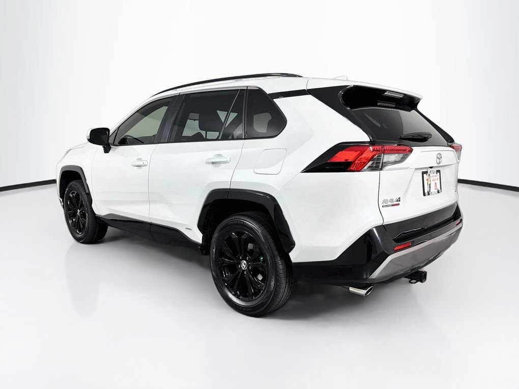 Used 2025 Toyota RAV4 SE w/ Weather Package AWD/4WD image 7