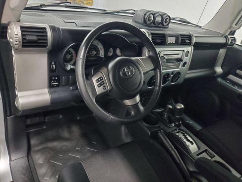 Used 2007 Toyota FJ Cruiser 4WD image 8