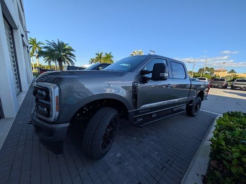 New 2026 Ford F250 XLT w/ XLT Premium Package AWD/4WD image 3