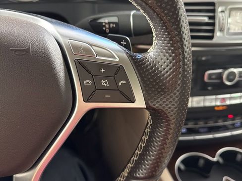 Used 2014 Mercedes-Benz E 350 4MATIC Coupe image 32