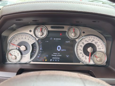 Used 2013 RAM 1500 Laramie Longhorn w/ Convenience Group AWD/4WD image 19