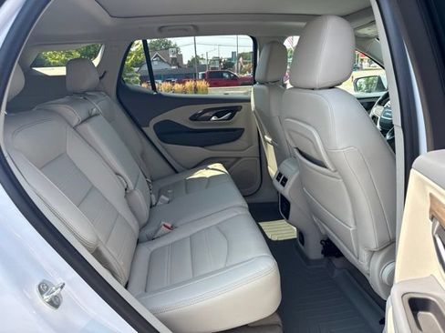 Used 2022 GMC Terrain Denali AWD/4WD image 10