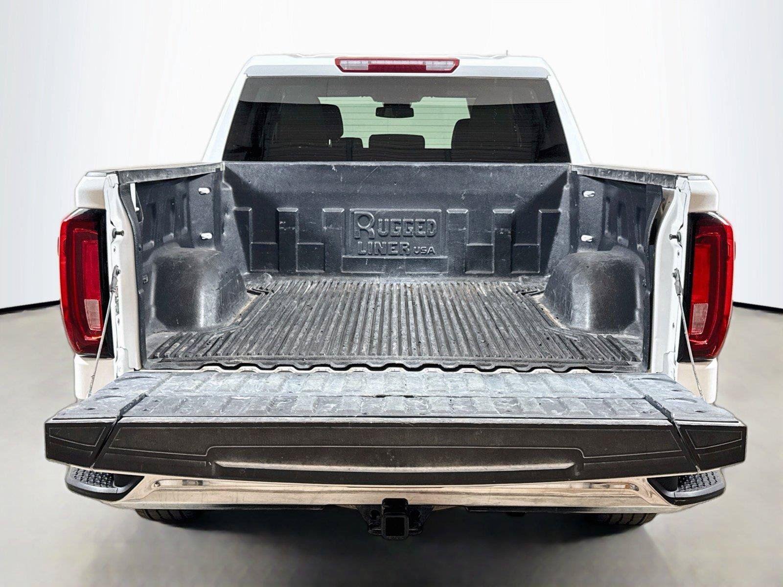 Used 2025 GMC Sierra 1500 SLT AWD/4WD image 24