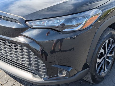 Used 2023 Toyota Corolla Cross AWD Hybrid image 12