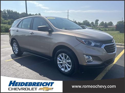 Used 2019 Chevrolet Equinox LS AWD/4WD image 1