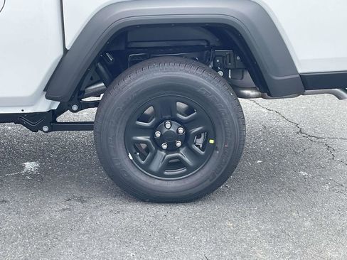 New 2026 Jeep Gladiator Sport image 10