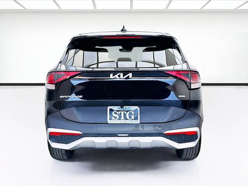 Used 2023 Kia Sportage LX AWD/4WD image 5