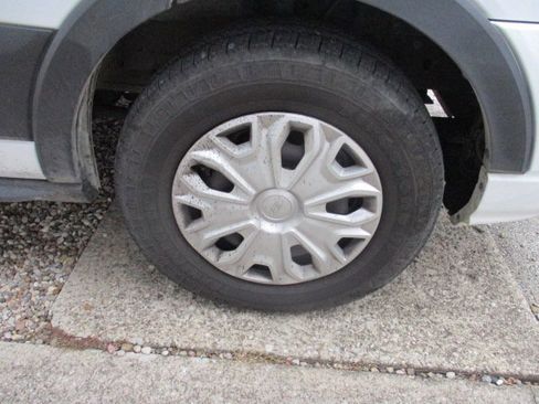 Used 2023 Ford Transit 350 XLT image 20