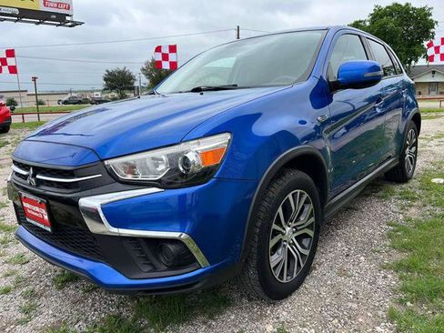 Used 2018 Mitsubishi Outlander Sport ES FWD image 4