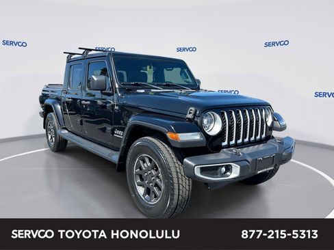 Used 2020 Jeep Gladiator Overland AWD/4WD image 1