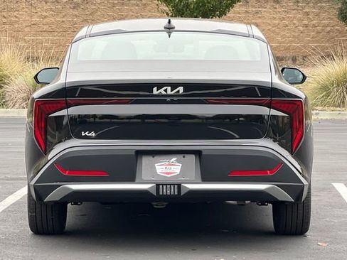 New 2025 Kia K4 EX image 6