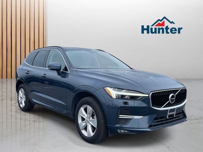 Used 2022 Volvo XC60 B5 Momentum
