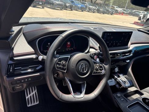Used 2025 Acura MDX A-Spec AWD/4WD image 13