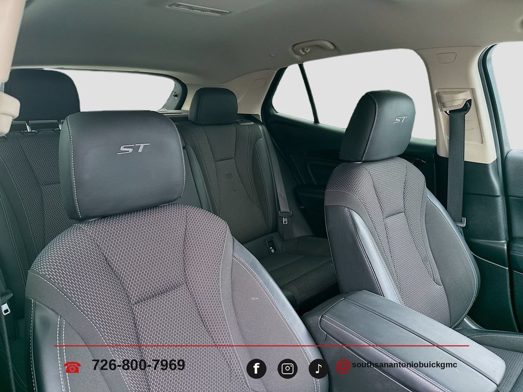 Certified 2023 Buick Envision Preferred w/ Sport Touring Package FWD image 23