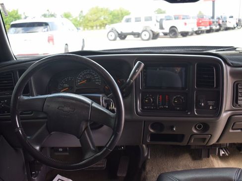 Used 2003 Chevrolet Silverado 1500 LS image 14