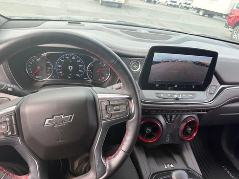 Used 2025 Chevrolet Blazer RS w/ Enhanced Convenience Package AWD/4WD image 13
