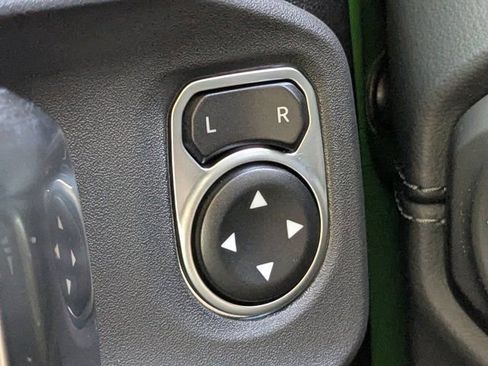 New 2026 Jeep Wrangler Unlimited Rubicon AWD/4WD image 24