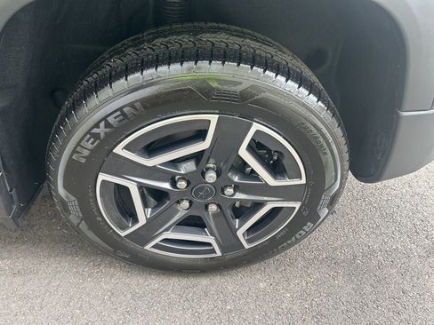 New 2026 Jeep Cherokee Limited AWD/4WD image 23