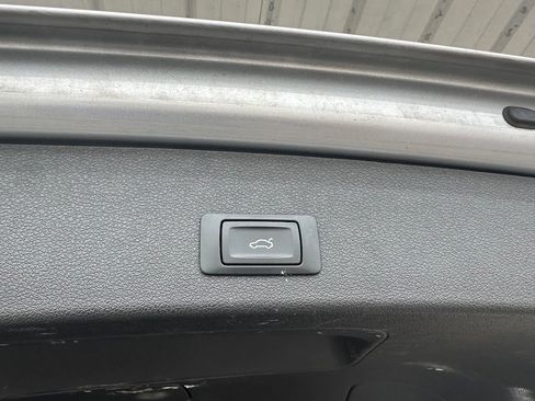 Used 2017 Audi SQ5 Prestige AWD/4WD image 32