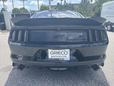 Used 2017 Ford Mustang GT Premium w/ Black Accent Package RWD image 3