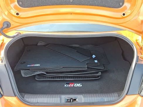 Used 2023 Toyota GR86 10th Anniversary SE image 29