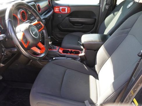 Used 2021 Jeep Gladiator Sport AWD/4WD image 17