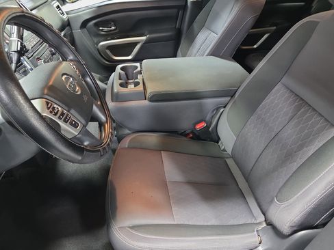 Used 2021 Nissan Titan SV w/ Off Road Protection Package image 15