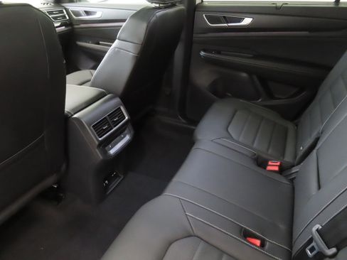 New 2026 Volkswagen Atlas Cross Sport SEL image 24