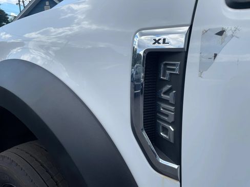 Used 2018 Ford F450 XL w/ Power Equipment Group RWD image 19