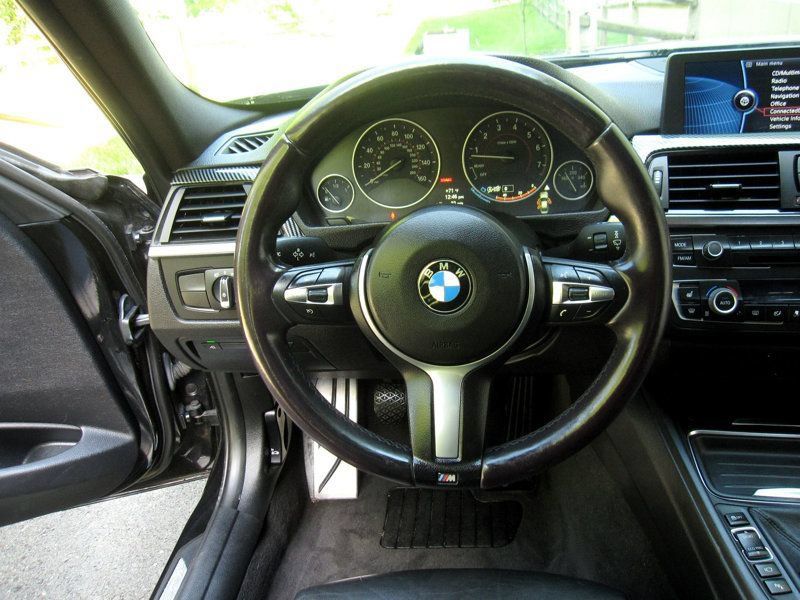 Used 2013 BMW 335i xDrive Sedan AWD/4WD image 21
