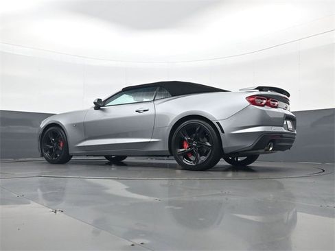 Used 2023 Chevrolet Camaro LT image 27