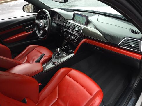Used 2017 BMW M3 image 23