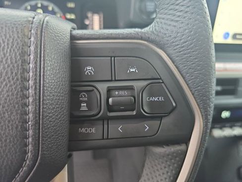 Certified 2025 Toyota Tacoma SR5 image 16