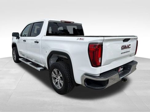 Used 2020 GMC Sierra 1500 4x4 Crew Cab w/ Sierra Value Package image 5