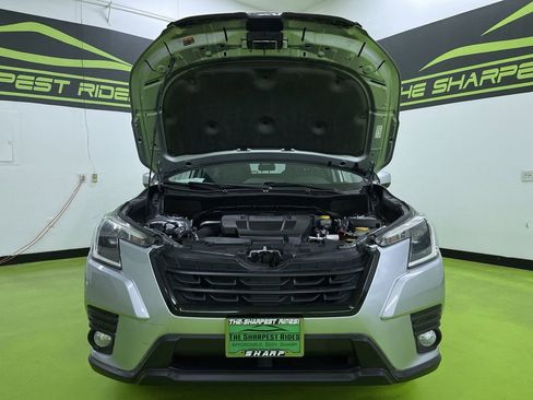 Used 2023 Subaru Forester Premium AWD/4WD image 4