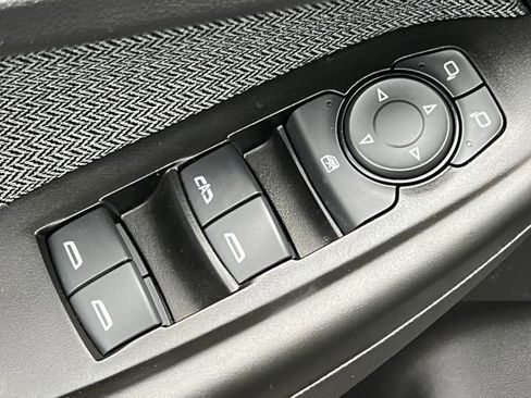 Certified 2023 Chevrolet TrailBlazer LT w/ Convenience Package image 17