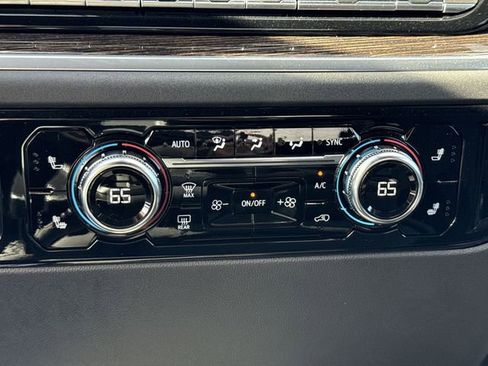 New 2026 GMC Sierra 1500 Elevation image 19