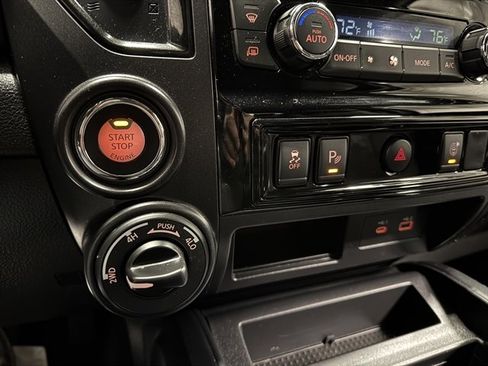 Used 2021 Nissan Titan PRO-4X image 21