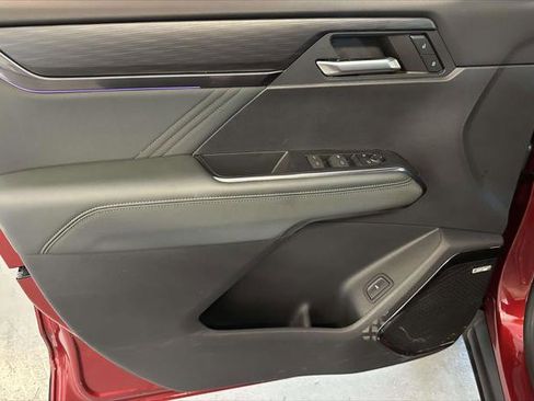 Used 2024 GMC Acadia AT4 w/ Super Cruise Package image 19