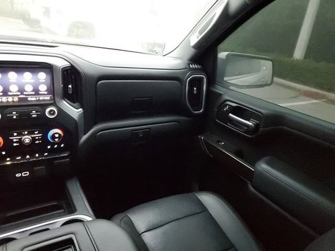 Used 2022 GMC Sierra 1500 SLT w/ SLT Premium Package image 15