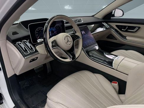 Certified 2022 Mercedes-Benz S 500 4MATIC image 4